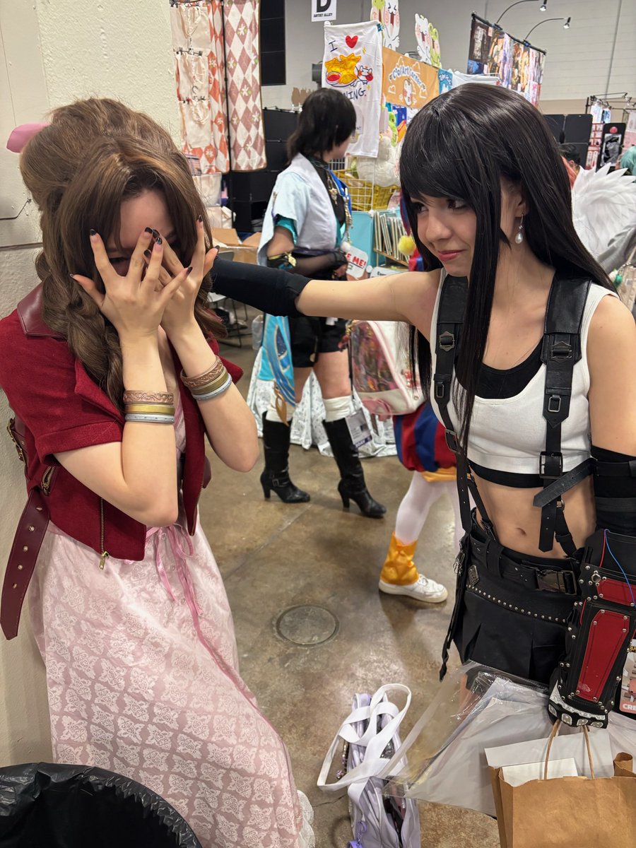 ohdotsoapie's tweet photo. bring back kabedon #yuri https://t.co/l0k9DV8h2f