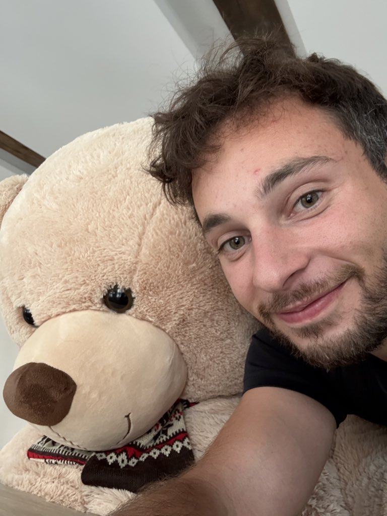 im hiring a full-stack flutter/nodejs engineer for my app used by millions of people

dm me if interested :)