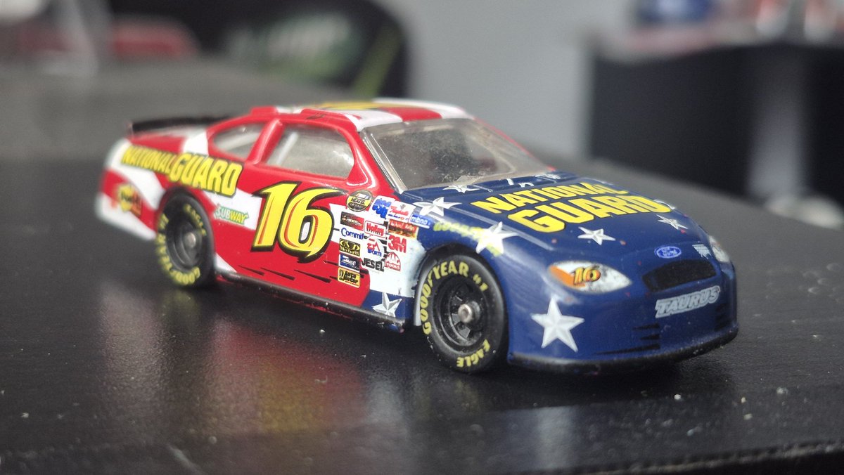 eMC Vision tweet media