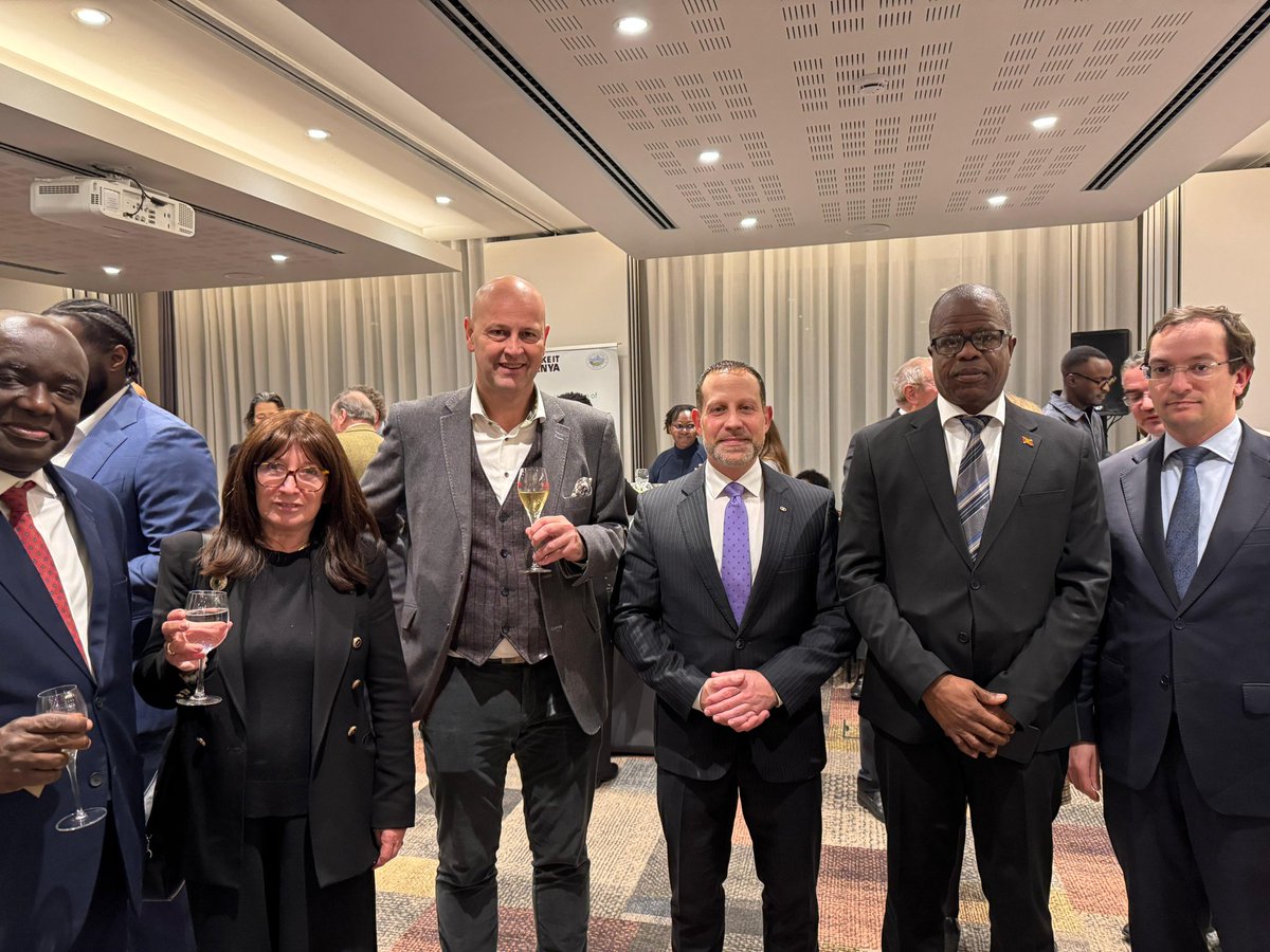 DiploWorld's tweet image. 🇰🇪 Jamhuri Day Reception — #Kenya’s Independence Day celebrated in Brussels.

The evening was a beautiful reflection of Kenya’s dynamism, bringing together members of the diplomatic corps, institutional partners, business leaders and friends of Kenya to celebrate sovereignty,…
