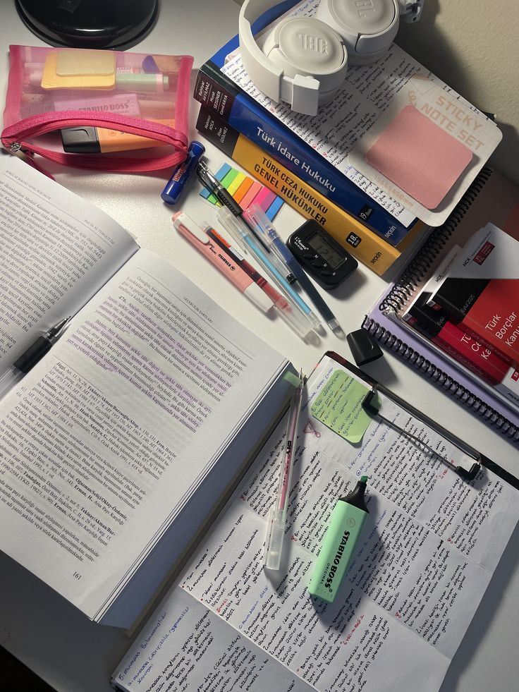 jon4homework's tweet image. Struggling with online class assignments, exams or homework? We've got you covered! Our experts offer assistance in IT management, information technology, and law. #onlinestudy #homeworkhelp #ITmanagement #informationtechnology #lawstudents #corporategovernance #constitutionallaw