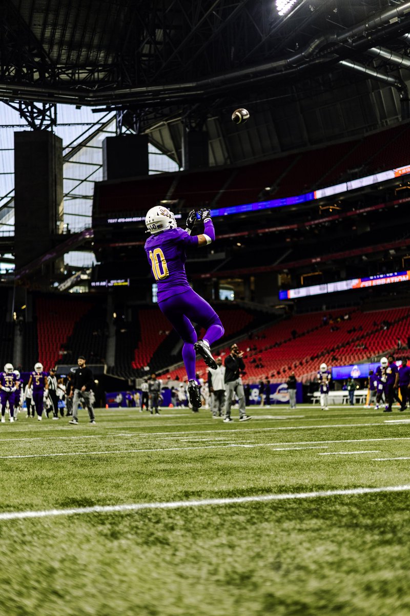 AndreDennis03's tweet image. Thank you God for leading me to Prairie View! Forever grateful for this place 🫶🏽💜💛 #pres