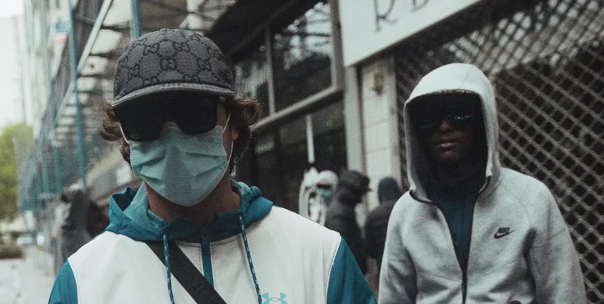 Kulturlesite_'s tweet photo. LES SORTIES DE LA SEMAINE 💿

PROJETS
▫️Booba (Live Symphonic)
▫️So La Lune
▫️Diddi Trix
▫️Bello&Dallas 
▫️Kofs
▫️Soleil Noir
▫️Rata du binks
▫️Thaanos
▫️Ozzy 

SINGLES
▫️Ninho
▫️Alkpote x Kaaris
▫️Vacra x Kalash Criminel
▫️R2 x Niska
▫️Da Uzi
▫️L’allemand
▫️Gapman x Eliesg
▫️Python Loco x La Plaie
▫️HD la R
▫️James Loup 
▫️Lpee
▫️Durden
▫️Zitoune
▫️Badara x Jksn
▫️Karma
▫️Yari
▫️Pistach
▫️Kitkvt 
▫️Oumay
▫️Eniah
▫️Vie
▫️Nagav
▫️Saykro
▫️Marwane
▫️S2
▫️Walydo x Doc OVG 
▫️Kitkvt
��️Pistach
▫️Chakal
▫️Bruni 
▫️Miles MD
▫️26keuss

💙 Playlist Radar des sorties : https://t.co/zawh8eAEza