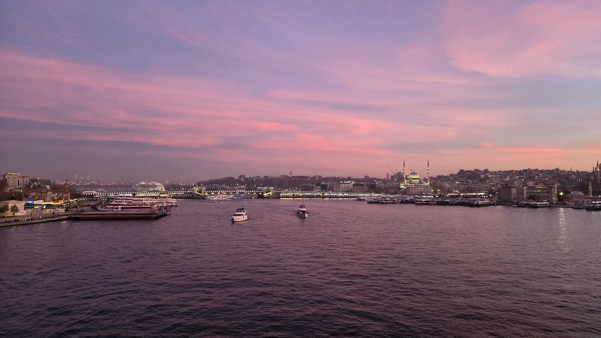 bosunatiklama's tweet photo. İstanbul'da gün batımı: https://t.co/MwJL1T9BLL
