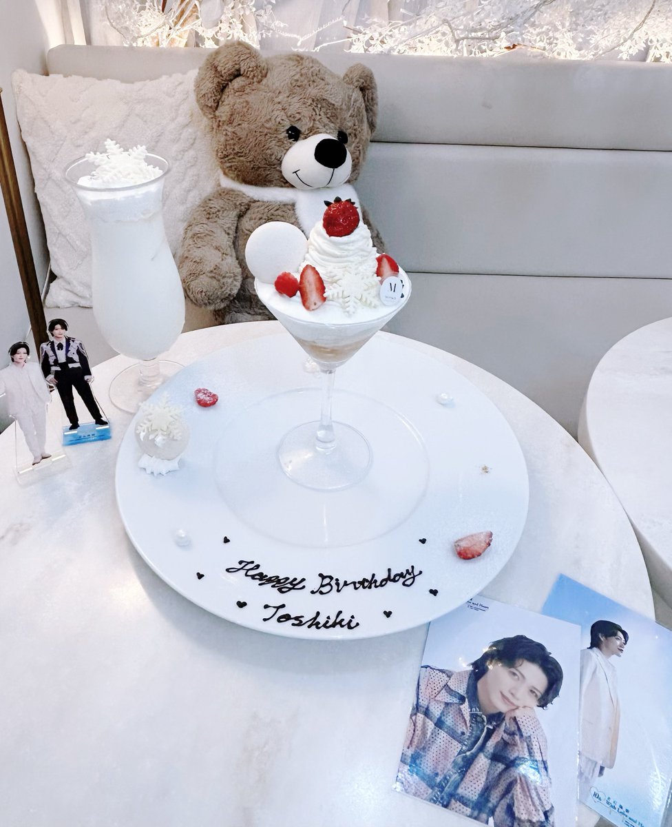 内 田゛ tweet media