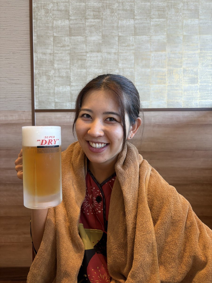 日付変わってもう金曜日。
今週もみなさんお疲れ様でした
お風呂上がりに昼間から飲む🍺は美味しい🤤