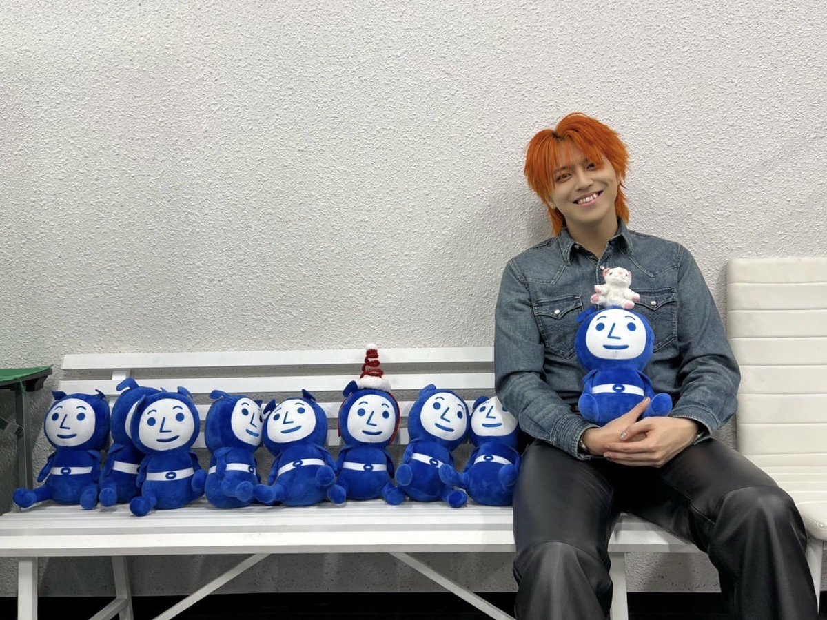 zootopureyade's tweet photo. 🐯

8号車のみなさーん

たいへんでーす
みてくださーい

ヨコアリさんが
タカシくんのたいせつにしている
おにいさんたちとおなじだけ
あつまつてくれましたー

すごいですー

どのこがタカシくんですか？

ティガシ https://t.co/qzhKWyrrBa