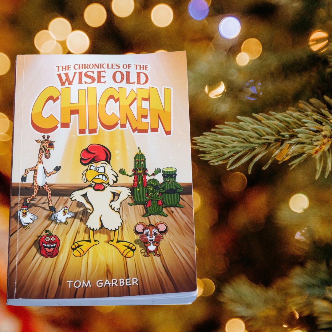 tomgarberauthor's tweet photo. Looking for a gift that entertains and teaches?

This one’s a winner 🐔📘🎄

Grab your copy today at https://t.co/hrBgRrX7OO

#chroniclesofthewiseoldchicken #wiseoldchicken #author #authorscommunity #newauthor #localauthor https://t.co/IdOLEMV1CI