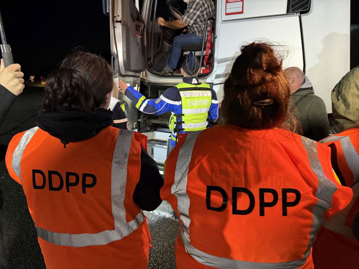 bretagnegouv's tweet image. #SantéAnimale | 🐮 Vigilance et responsabilité collective pour prévenir la progression de la dermatose nodulaire contagieuse (DNC).

📍 Aujourd'hui en #IlleEtVilaine : 5 opérations de contrôle des transports de bovins 

✅ Objectif : respect des mesures sanitaires de prévention