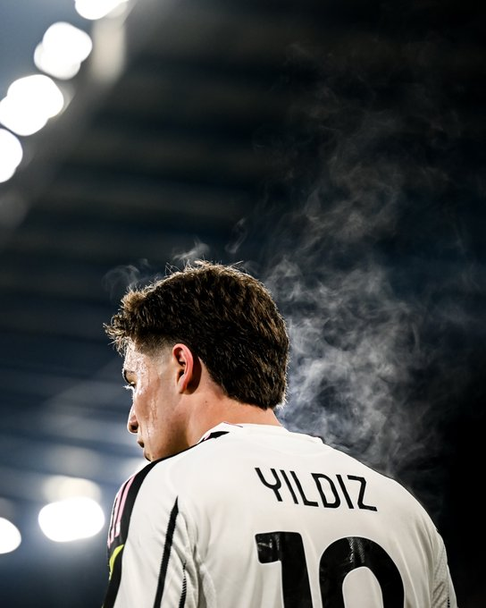 مانشستر يونيتد يبدي اهتمامًا قويًا بضم التركي كنان يلديز لاعب يوفنتوس الإيطالي. - النادي الإنجليزي على استعداد لدفع 90-100 مليون يورو لضمه 