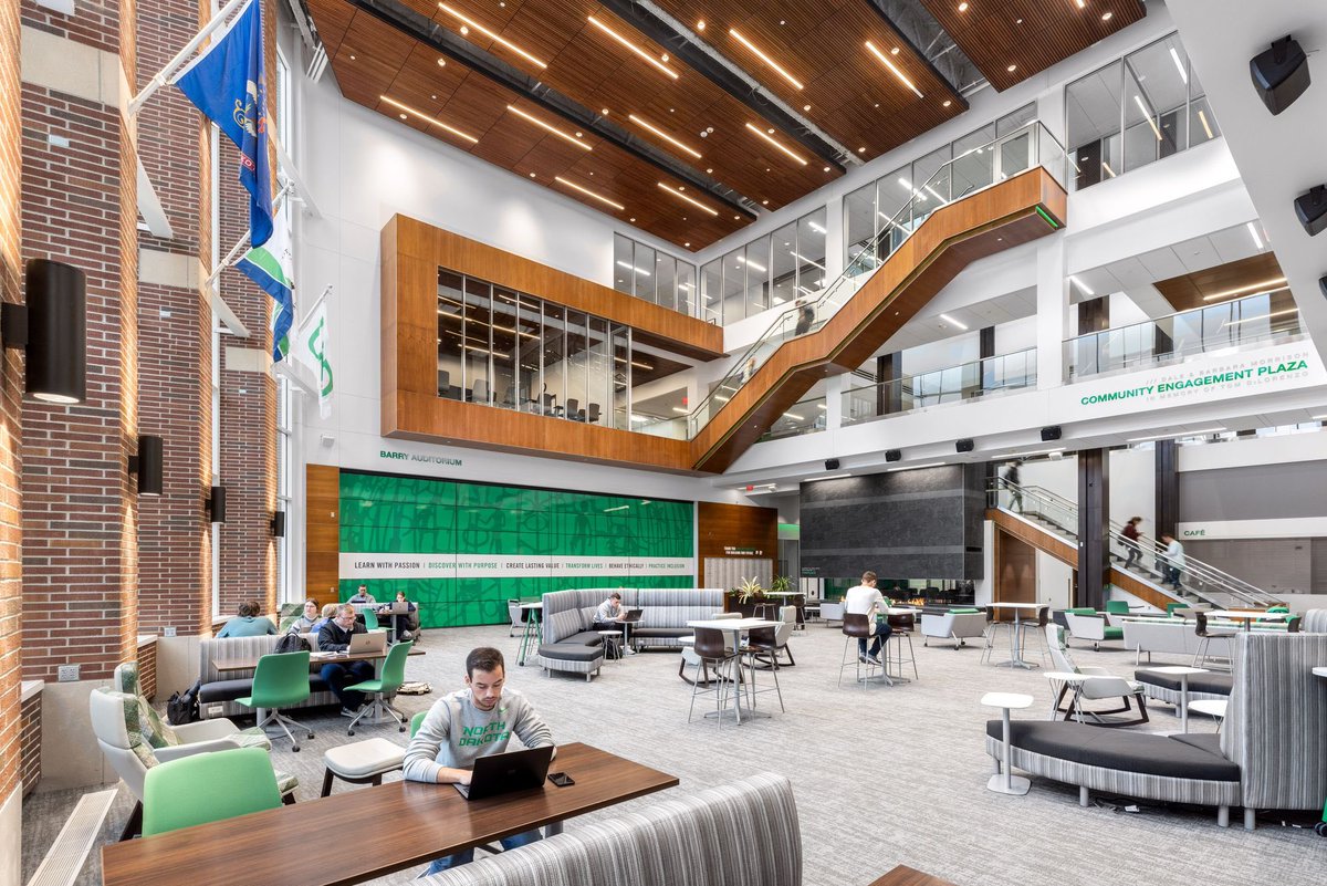 Flagship UND tweet media