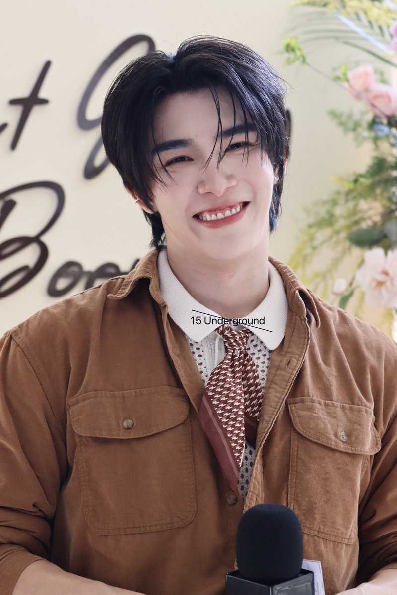 15 Underground tweet media