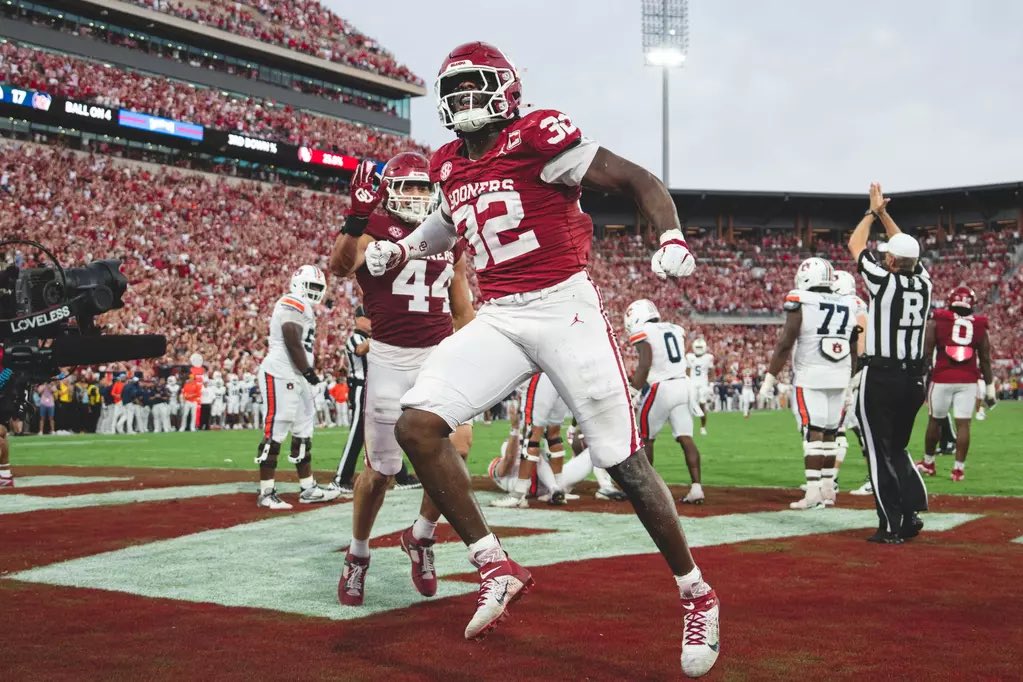 PFF_dril's tweet image. 