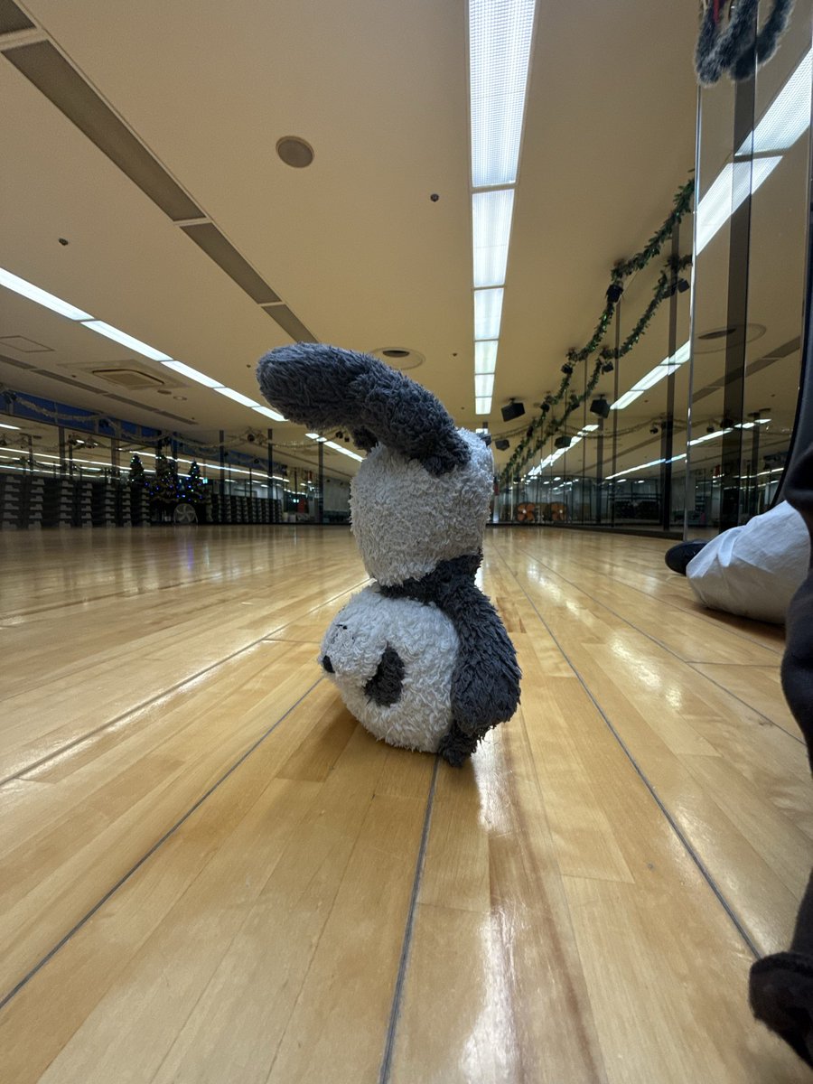 公式】はむつんサーブCREW／【Official】HAMUTSUN_SERVE CREW