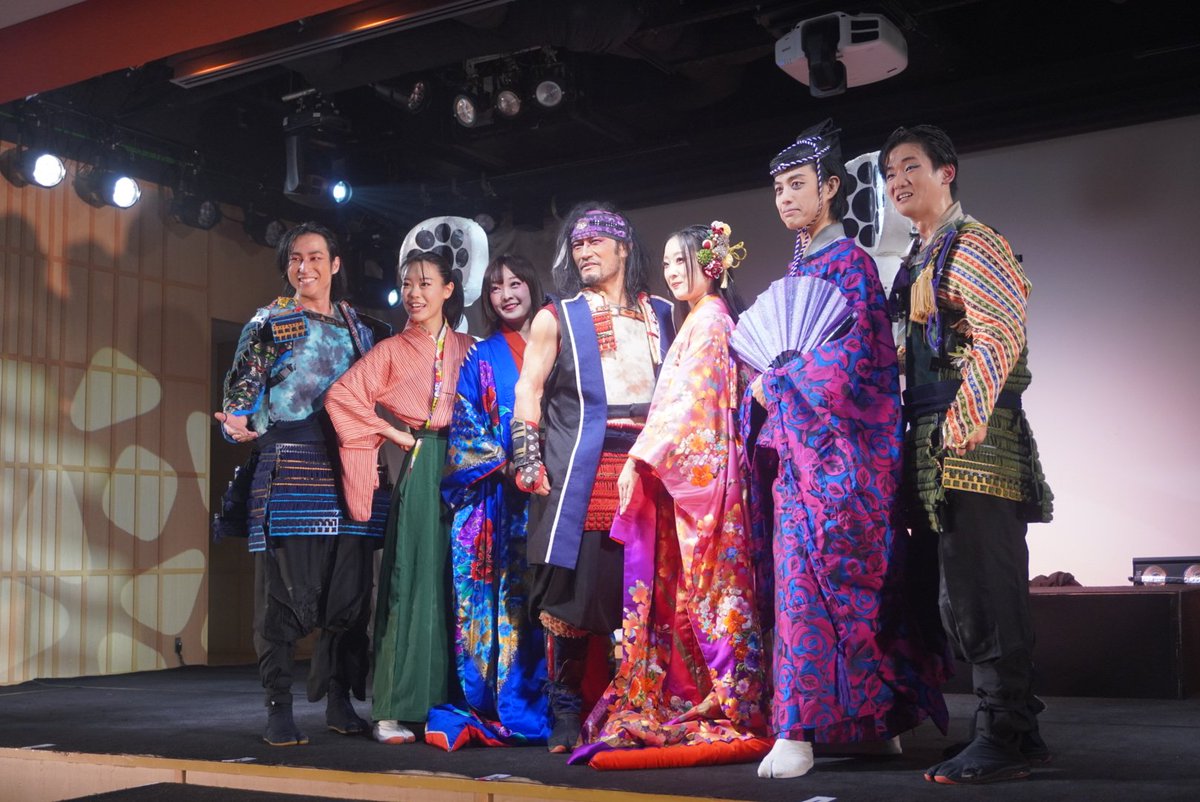 剣士郎さんが年内最後のご出演日なので、第三章(リニューアルver.)観てきました✨⛩️
前よりスッキリした感じで、ストーリーがより入りやすくなったのと、後半の見せ場が長めになった(多分…)ので熱さが増した⚔️🔥印象でした。観に行けて良かった(*´ω｀*)✨
本日も有難うございました！
#座show