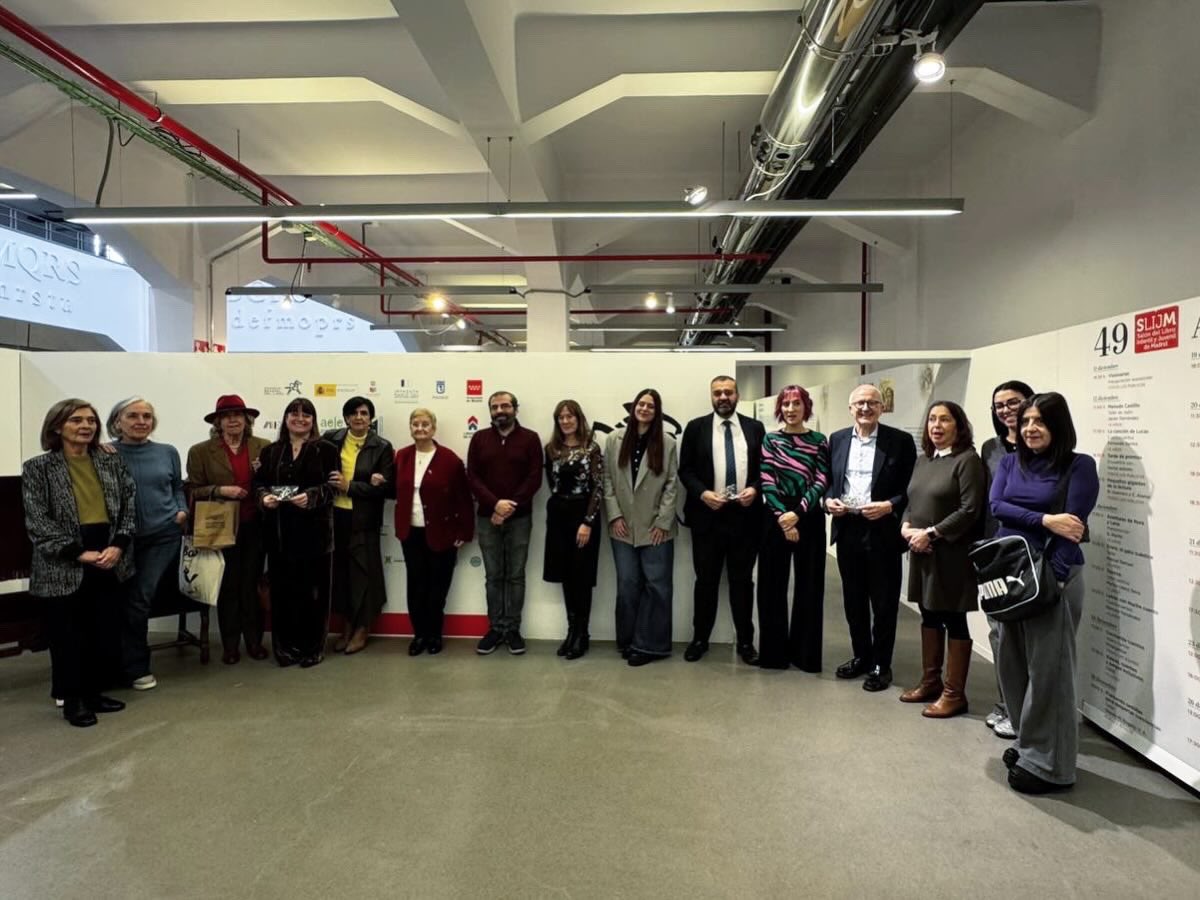 Mercedes Palacios ✨ tweet media