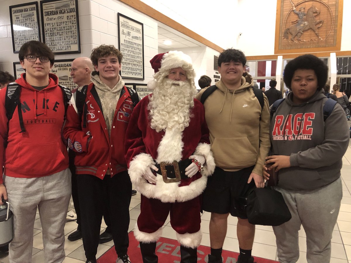 SheridanGeneral's tweet photo. Look who stopped by the high school… https://t.co/iuNWrtu9Jz