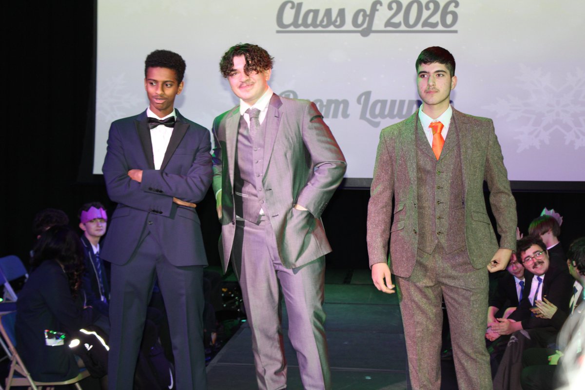 StokeDamerelCC's tweet image. ✨ Year 11 Prom Launch! ✨
Students wowed on the catwalk in stunning dresses &amp;amp; sharp suits from Bee Bee Gowns. Music, lights &amp;amp; cheers set the mood! 💃🕺 
We can’t wait to see everyone shine at Prom next July! 🌟
#Year11Prom #SchoolLife #Prom2026