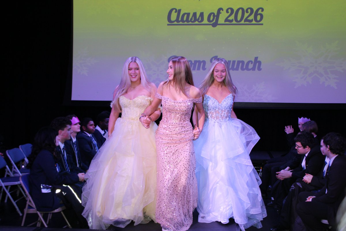 StokeDamerelCC's tweet image. ✨ Year 11 Prom Launch! ✨
Students wowed on the catwalk in stunning dresses &amp;amp; sharp suits from Bee Bee Gowns. Music, lights &amp;amp; cheers set the mood! 💃🕺 
We can’t wait to see everyone shine at Prom next July! 🌟
#Year11Prom #SchoolLife #Prom2026