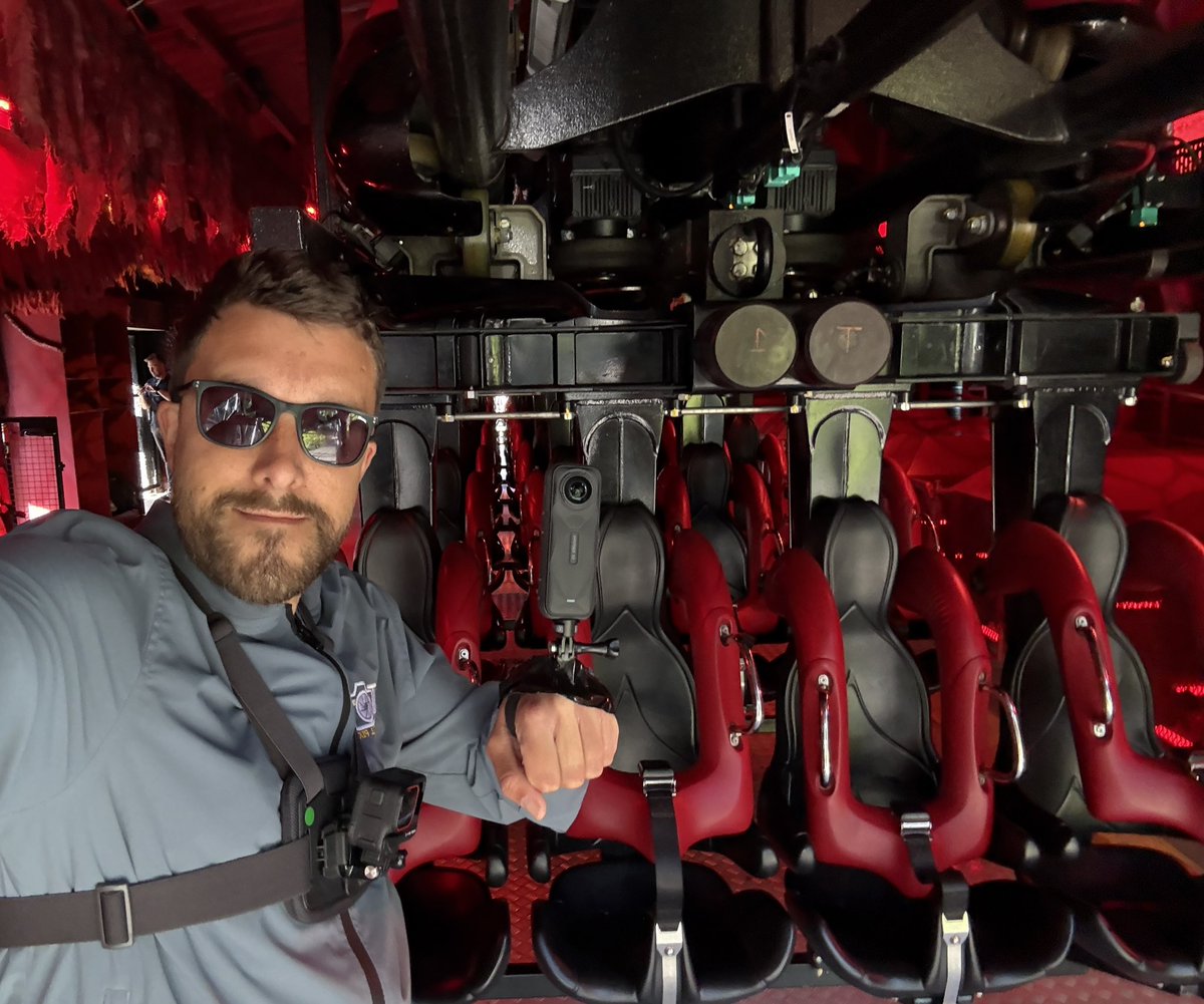 Thrill Pix tweet media