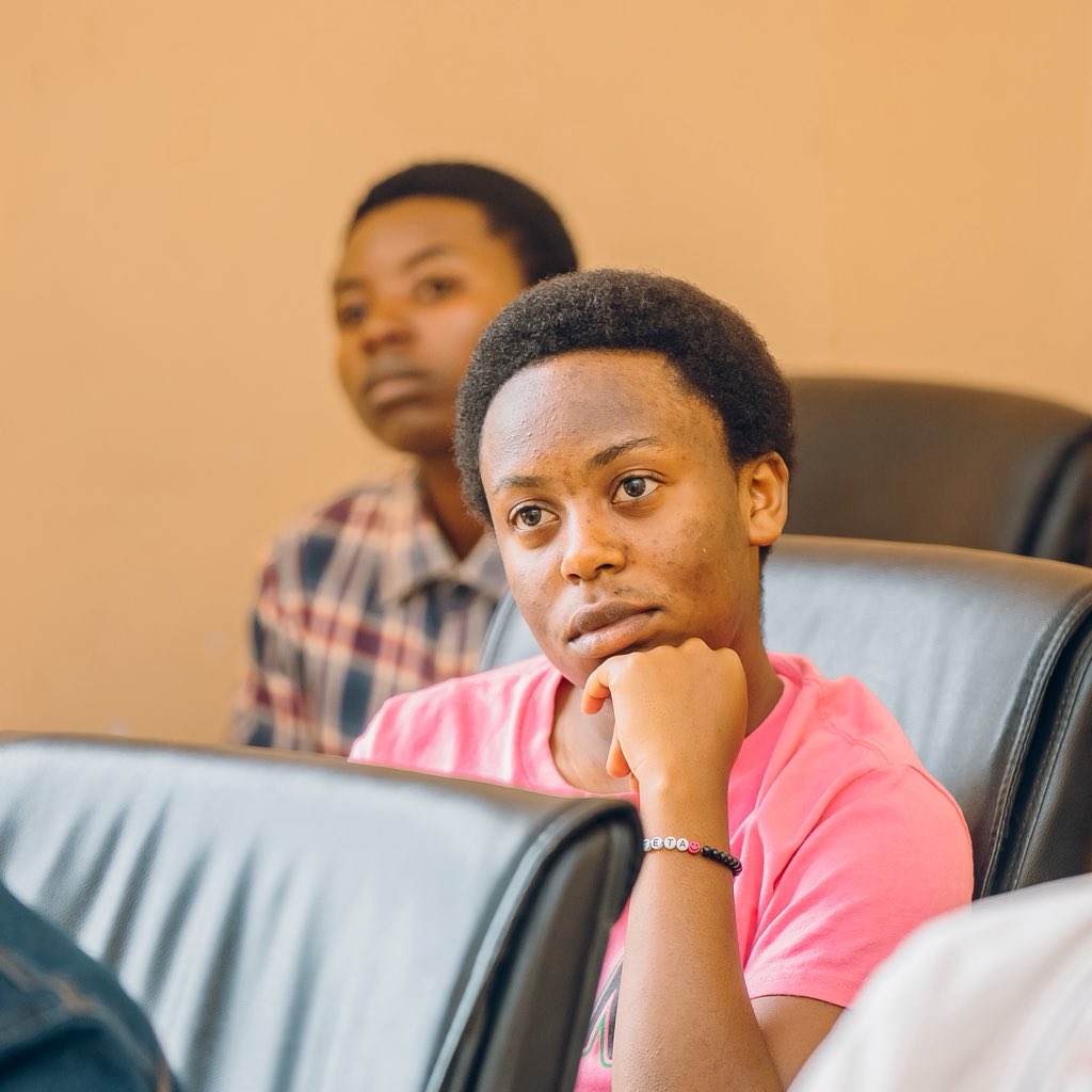 2/3 <a href="/RwandaB2Justice/">Rwanda Bridges to Justice</a>  led a session on gender &amp; discrimination, grounded in Rwanda’s legal framework equipping female coaches as Change Champions to challenge harmful norms and engage communities.

#EndDescrimination