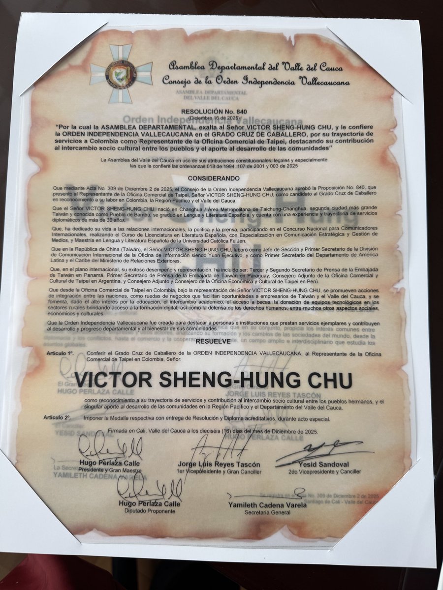🏛️🇹🇼 Acto oficial en la Asamblea del Valle del Cauca
Otorgamiento de la Orden Independencia Vallecaucana a Taiwán por su labor humanitaria.

🔗 Texto original: facebook.com/share/p/17rhky…