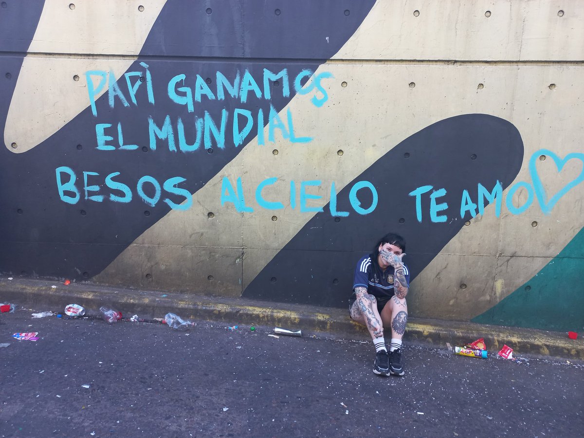 Todos los besos van al cielo