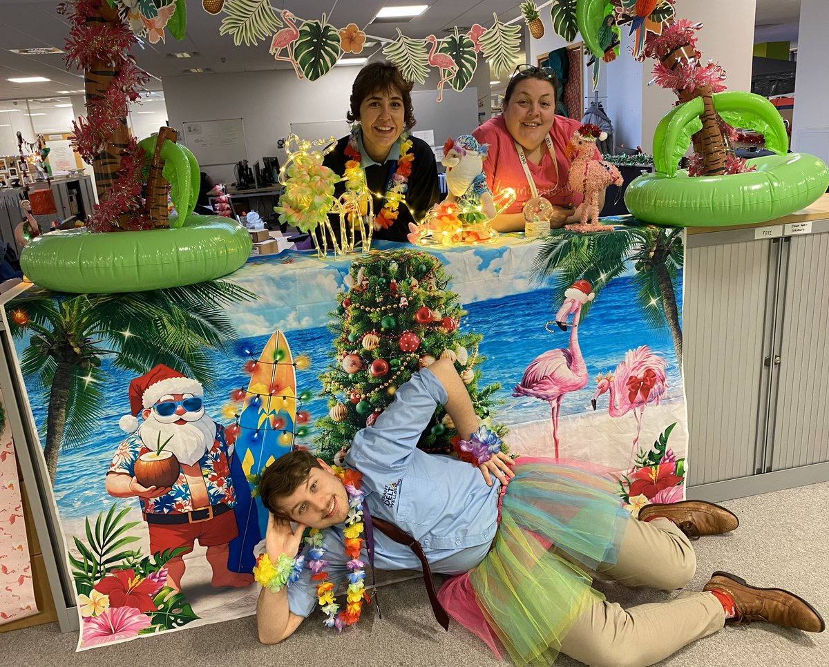 DeltaWellbeing's tweet image. 🎄🎅 Our desks are looking festive for a cause close to home! 

We’ve teamed up with colleagues from @HywelDdaHB @CarmsCouncil and Care &amp;amp; Repair Carms to raise funds and collect food items for Llanelli Food Bank, helping local families through the winter.