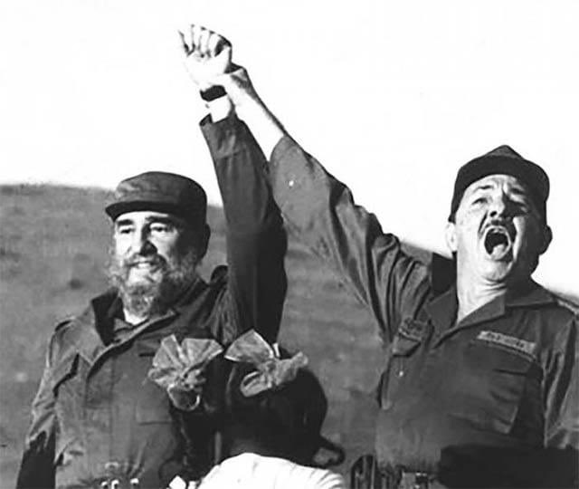 #CincoPalmas es la unidad en un abrazo. Es #Fidel desafiando el imposible: "Ahora sí ganamos la guerra" (con solo 7 fusiles). Es luego #Raúl acuñando el optimismo en la hora difícil: "Sí se puede".  Y es esa historia animando nuestra batalla por la recuperación de la economía.