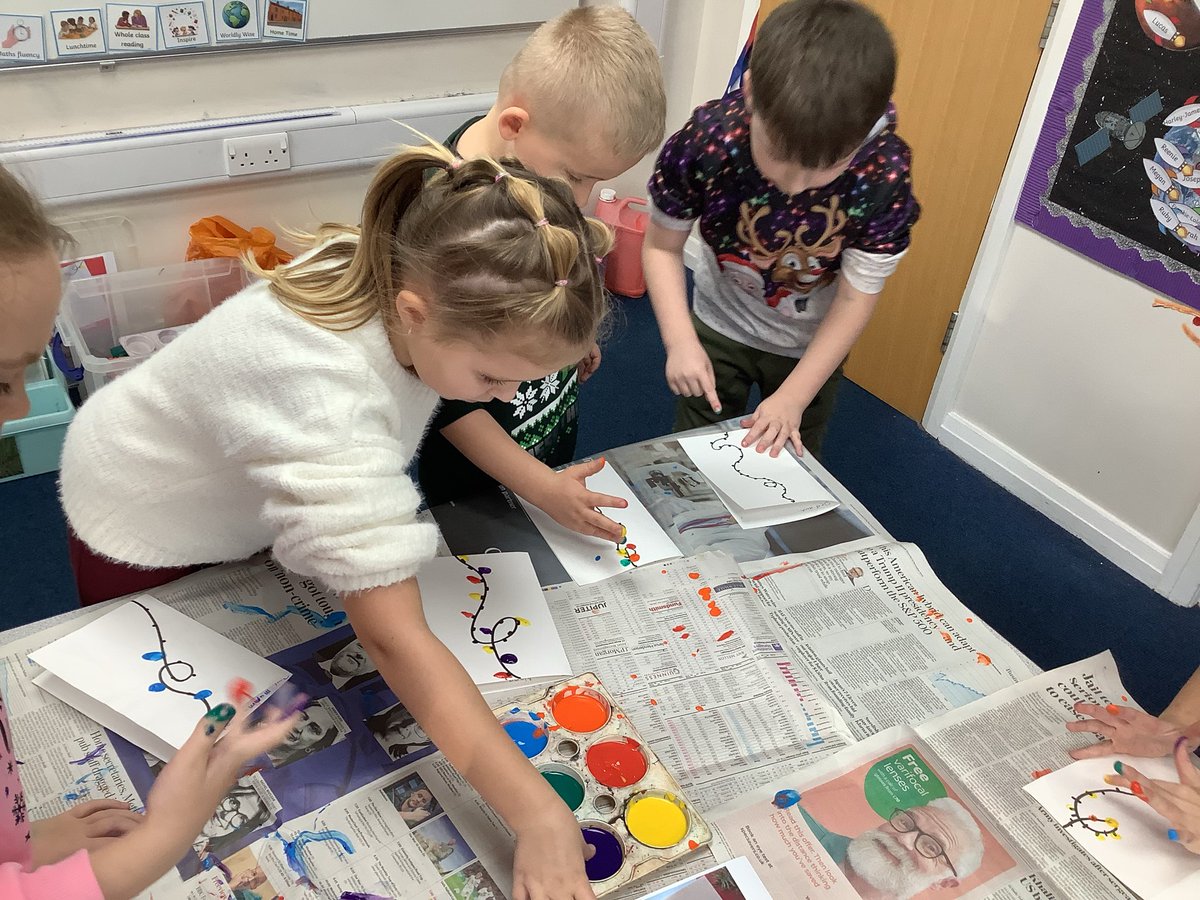 We’ve made some lovely Christmas cards💌🎄