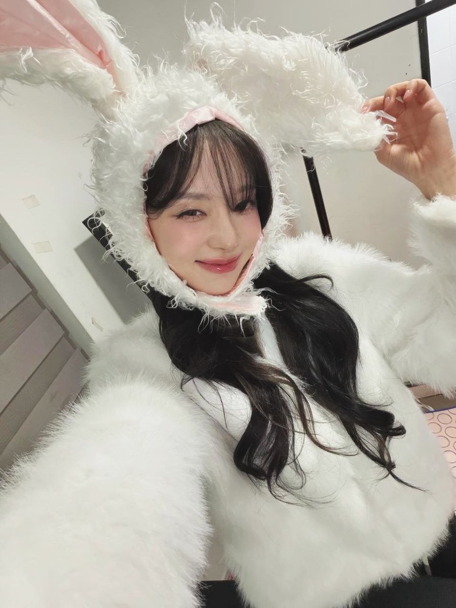 uinteo's tweet image. ✱✱  버니 윈터   —–  &amp;amp;  ’  MODE ON