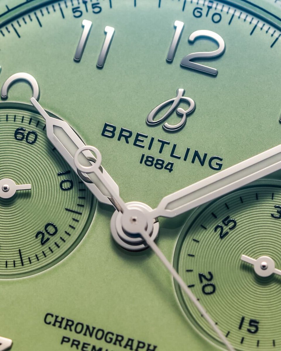 baldassarreted's tweet photo. With its vintage-inspired design, pistachio green dial, and packed with the COSC-Certified B09 Manufacture caliber, this take on Bretiling’s Premier B09 Chronograph continues to be a favorite of ours from the brand. Measuring 40mm in steel, the mid-century design codes are woven throughout, from the typography and syringe-style handset to the bi-compax chronograph layout, all the way to the manually wound mechanical movement, which together evokes one of the most significant chapters in Breitling’s history. Let us know what your current favorite chronograph is in the comments!

#Breitling #BreitlingWatches #Watches #WatchCommunity #WatchEnthusiast