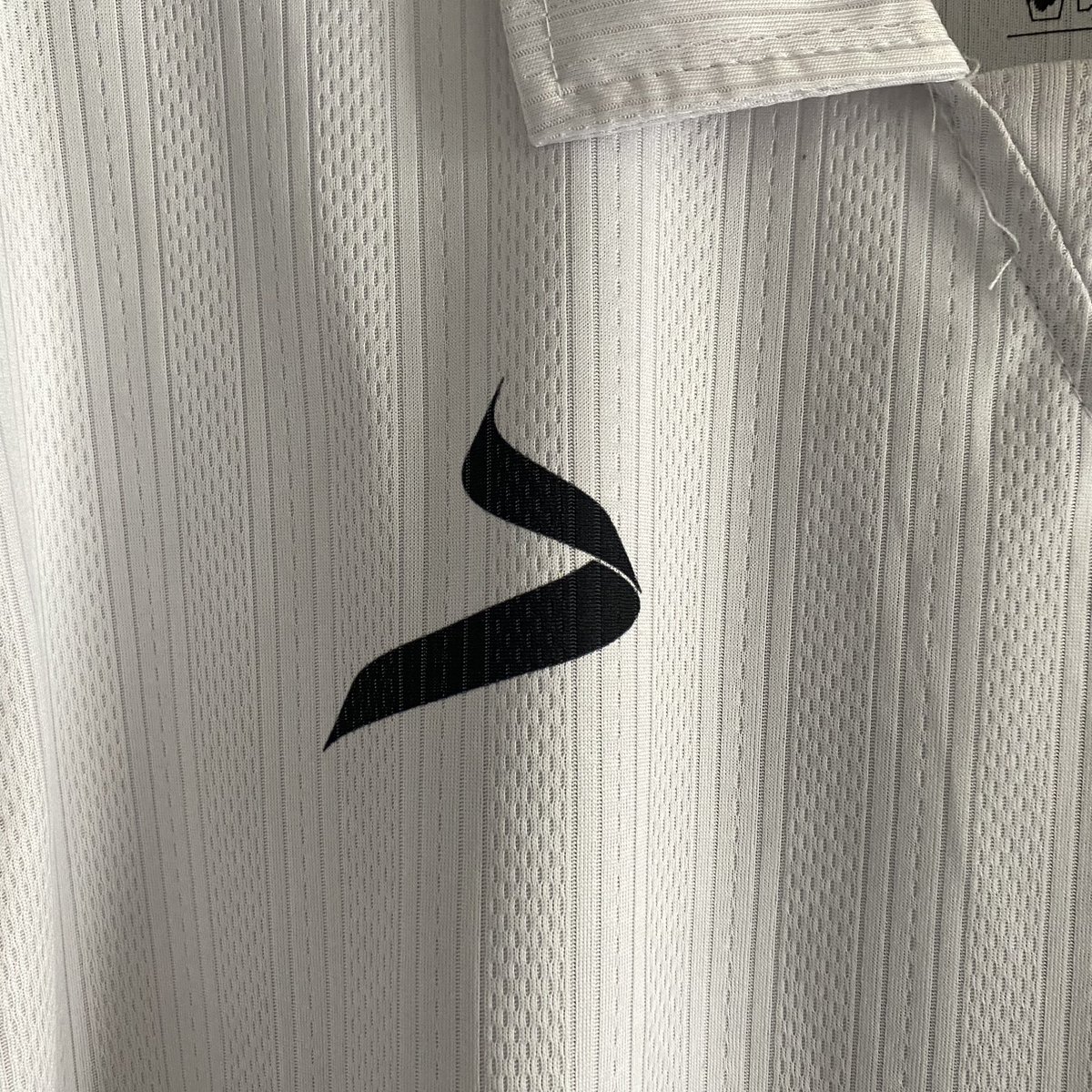 NgLelang's tweet image. #p14
Parade LS
Size XL 57x76cm
very good
nns poly

#bestoffer #lelang #auction #nganulelang #jersey4sale #original #official #jersey #shirt #kaosbola #bajubola #parade