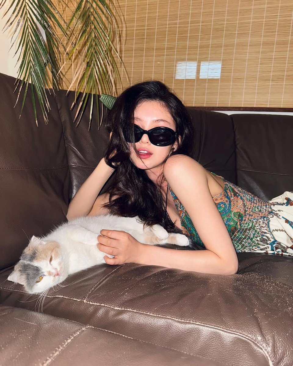 xisvne's tweet image. 