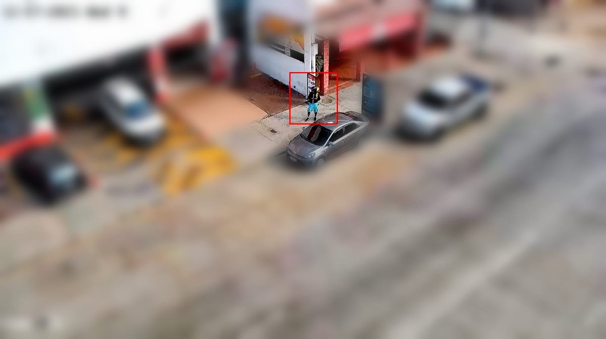 segura_ep's tweet image. ATENCIÓN|

(1/3) Allanamientos ejecutados y presunto implicado detenido fue el resultado del trabajo del #C5GYE de #SeguraEP y @PoliciaEcuador, tras la muerte violenta de un jugador de fútbol registrada al norte de la ciudad. ⤵️