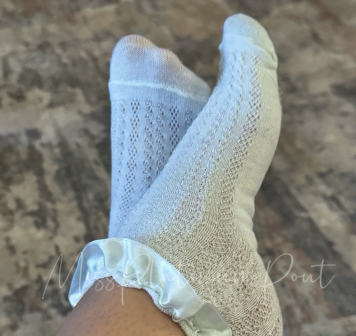 I get gnarly 
ᗷITᑕᕼ, I get gross!

Wait until you see what I can do with my toes 😝