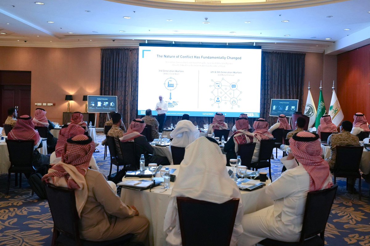 PSDSARC's tweet image. بمشاركة وحضور عدد من منسوبي القطاعات ذات العلاقة .. 
اختتمنا اليوم أعمال ورشة العمل في مجال الاستخبارات والمراقبة والاستطلاع (ISR)، التي استمرت لمدة 5 أيام سعينا من خلالها إلى تقديم محتوى معرفي مواكب لأحدث التطورات والممارسات الأمنية في هذا المجال.

#PSDSARC