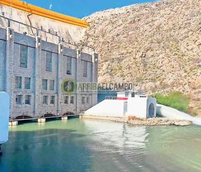 Hasta el momento no hay conocimiento de que se le esté #extrayendo #agua a las #Presas, y de suceder podría haber problemas graves: Salvador Alcántar  arribaelcampo.com.mx/hasta-el-momen…