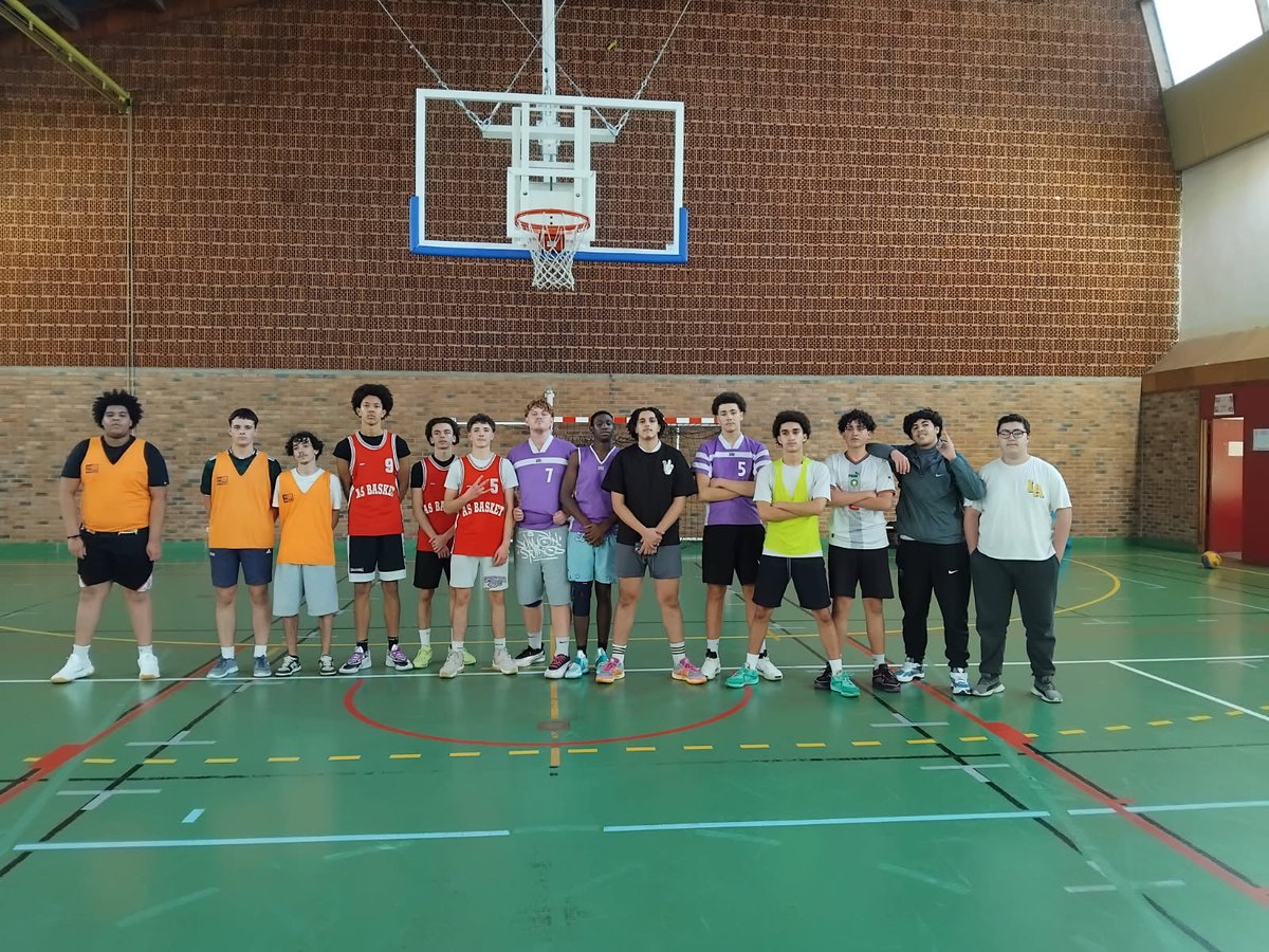 Lycée des métiers Jean-Baptiste Corot tweet media