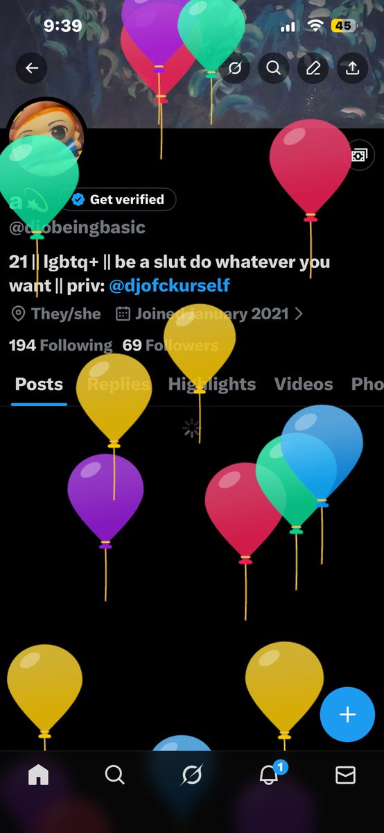 djobeingbasic's tweet image. honored to share this day with most famous cat benjamin button