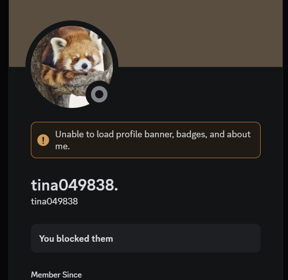 GothyBatto's tweet photo. if this person tries to contact you, be aware they are a scammer. screenshots included for evidence. Be safe out there artists and graphic designers. #fakepaypal #scammer #artscam #dontgetrippedoff #suspicious #spamemail #paypalscam https://t.co/7xByH0Rj4z