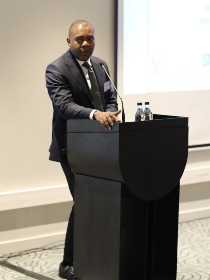 Le Bénin au cœur des échanges africains sur la sécurité routière.🇧🇯✨

Du 16 au 18 décembre 2025 à Cape Town, le Centre National de Sécurité Routière (CNSR), représenté par son Directeur Général Monsieur Ariel SACRAMENTO  et son chef service coopération et communication⤵️