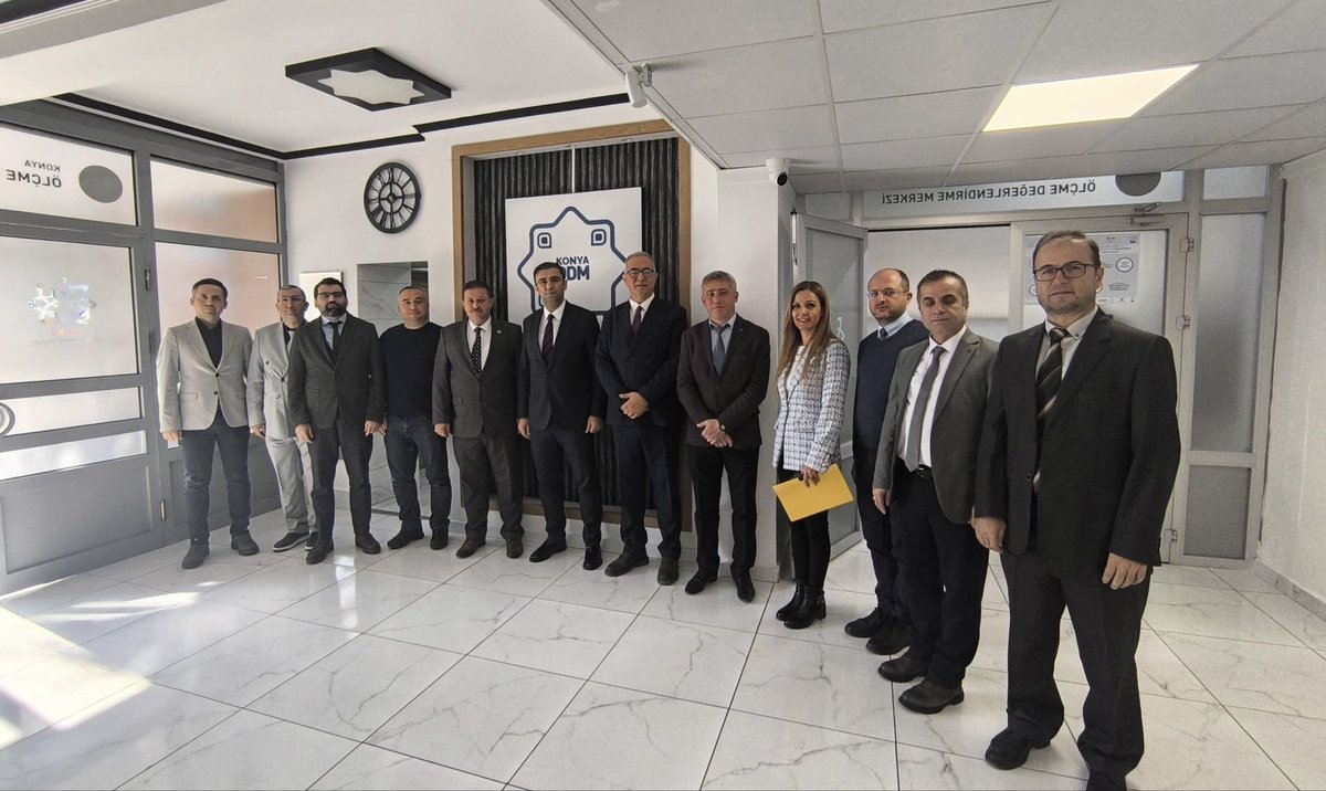 mebodsgm's tweet photo. 🔊🔊🔊
Genel Müdürümüz Sayın Erdal Kılınç, 
📍Konya Ölçme Değerlendirme Merkezi Müdürlüğünü ziyaret ederek yapılan çalışmalar hakkında merkez yönetici ve öğretmenleri ile değerlendirme toplantısı gerçekleştirdi. https://t.co/oXOGZm4MUm