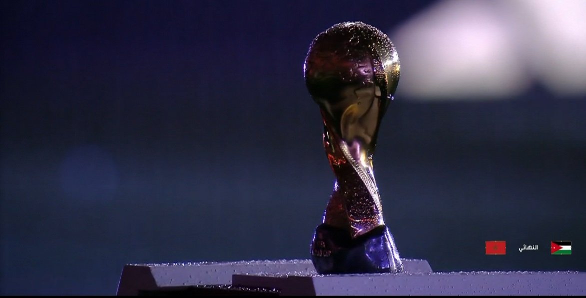 لقطات تخطف الأنظار بوجود الكينج محمد منير والكأس في حفل ختام بطولة كأس العرب 