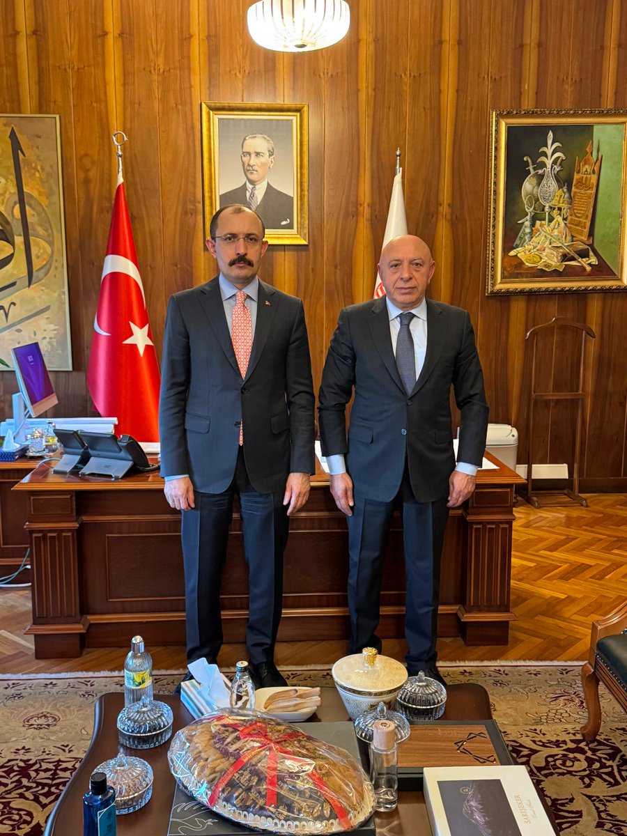 GENEL BAŞKAN OKUMUŞ’TAN MEHMET MUŞ’A ZİYARET

Genel Başkanımız İmran Okumuş, sektörün gündemindeki konulara ilişkin bilgi paylaşımında bulunmak amacıyla TBMM Plan ve Bütçe Komisyonu Başkanı Sayın Mehmet Muş’u ziyaret etti.