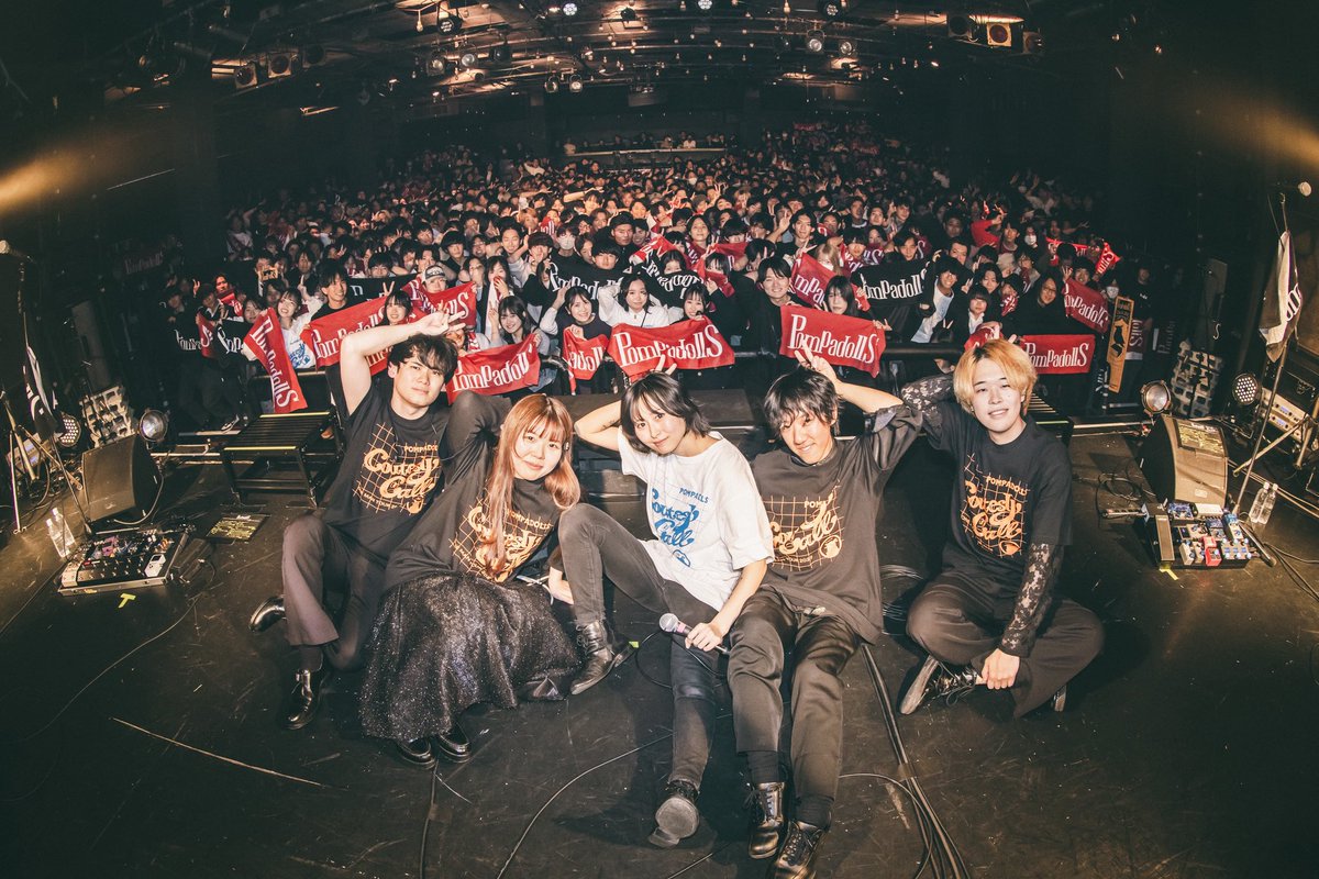 Shite0852's tweet photo. 初めてPompadollSのライブ本当に本当に
楽しかった〜！！！
これで4500円は安すぎる！笑
今度のZeppは友達を連れて行きます！！
マジでハマったわ

 #PompadollS https://t.co/wGRmOp7mdy