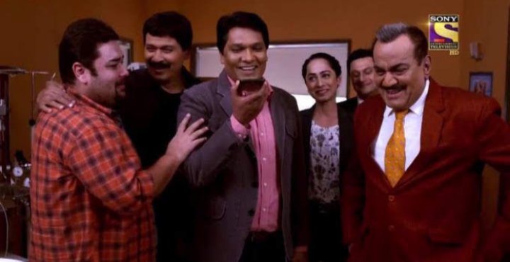 TinaMukherjee18's tweet image. Some bonds are beyond words!!
Abhijeet - Daya.

They showed us what friendship really means!! 

Let the bond between them grow stronger and deep every day!! 

The DUO of #CID #CID2 #CID3