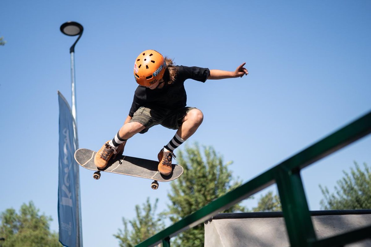 ¡La transformación urbana de Renca avanza con más fuerza que nunca! 💚

Junto al Presidente <a href="/GabrielBoric/">Gabriel Boric Font</a> inauguramos el nuevo #ParqueDeLaAlegría, transformando un borde de autopista que antes fue un símbolo de desigualdad en un espacio de encuentro, deporte y bienestar para