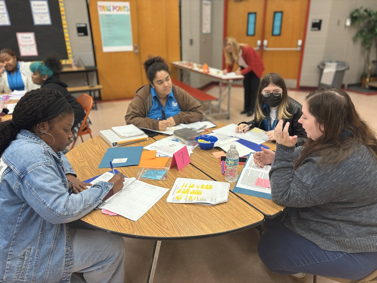 read_usa's tweet photo. Our AmeriCorps Team Leaders are already making a powerful impact in classrooms—and they’re continuing to grow as professionals. 📚✨

Last week, they joined DCPS educators for CHAMPS Training, strengthening their skills!

Read more in our newsletter: https://t.co/rtXmdZk9Vj https://t.co/FMDovSEuG9