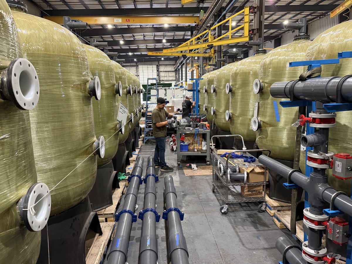 mci_water's tweet image. Check out this MCI WET special filtration system we’re building for a mining company in Canada built to the customers specifications for their mining process! 

#ReverseOsmosis #ROSystem #WaterTreatment #Desalination #DesalinationUnit #MCIWET #WaterEquipmentTechnologies